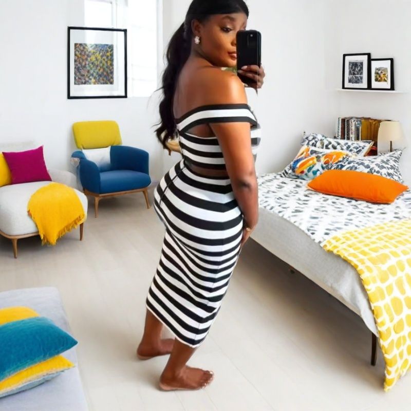 Spot 2025 summer new European and American celebrities fashion knitted sleeveless vest suspender dress quality