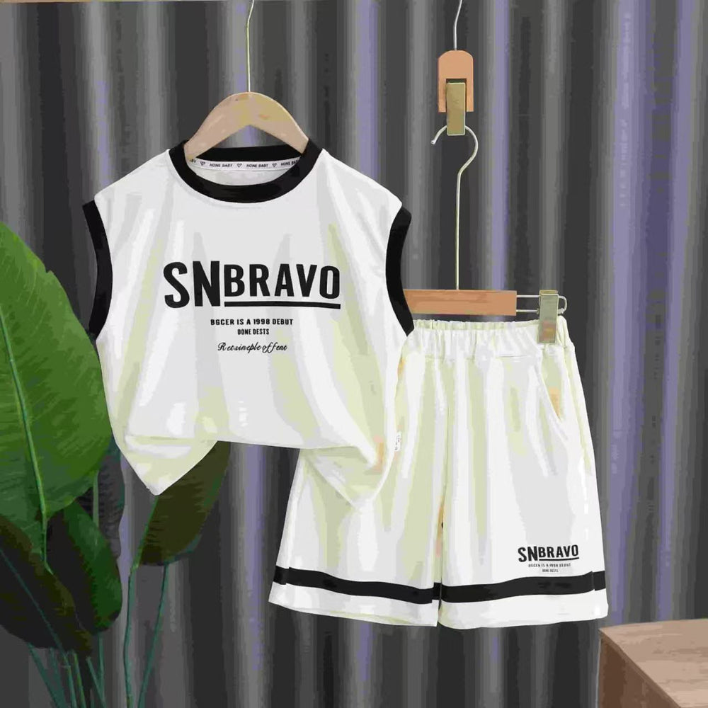 Boys' summer outfit set:  new summer collection - sleeveless sportswear for older boys, cool and trendy style