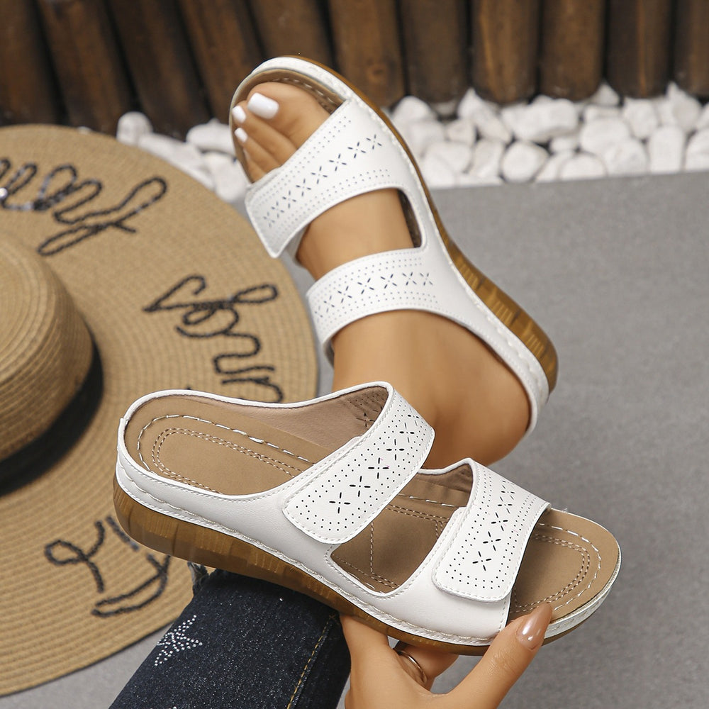 new cross-border comfortable lightweight double strap velcro adjustable size one-strap plus size slippers wholesale