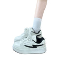 Vintage niche breadboard sneakers women's ins trendy 2026 autumn new student white shoes versatile athletic casual shoes