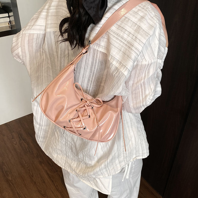 Cross-border fashion niche straps dumpling bag women's 2025 new popular versatile single shoulder messenger bag commuter armpit bag