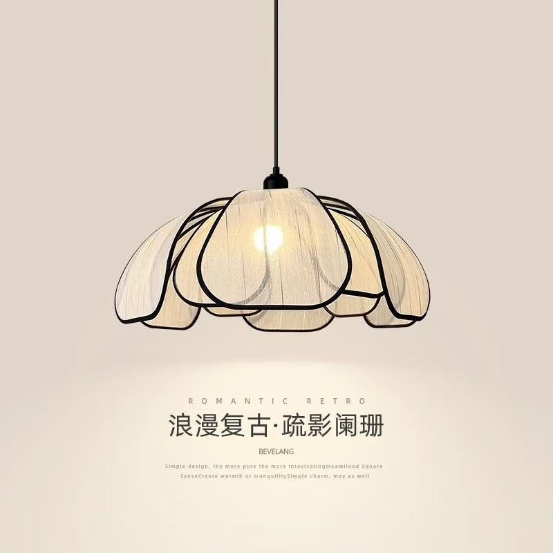 French cream style petal chandelier adjustable restaurant light, vintage retro petal lamp, high-end dining table lamp for dining room