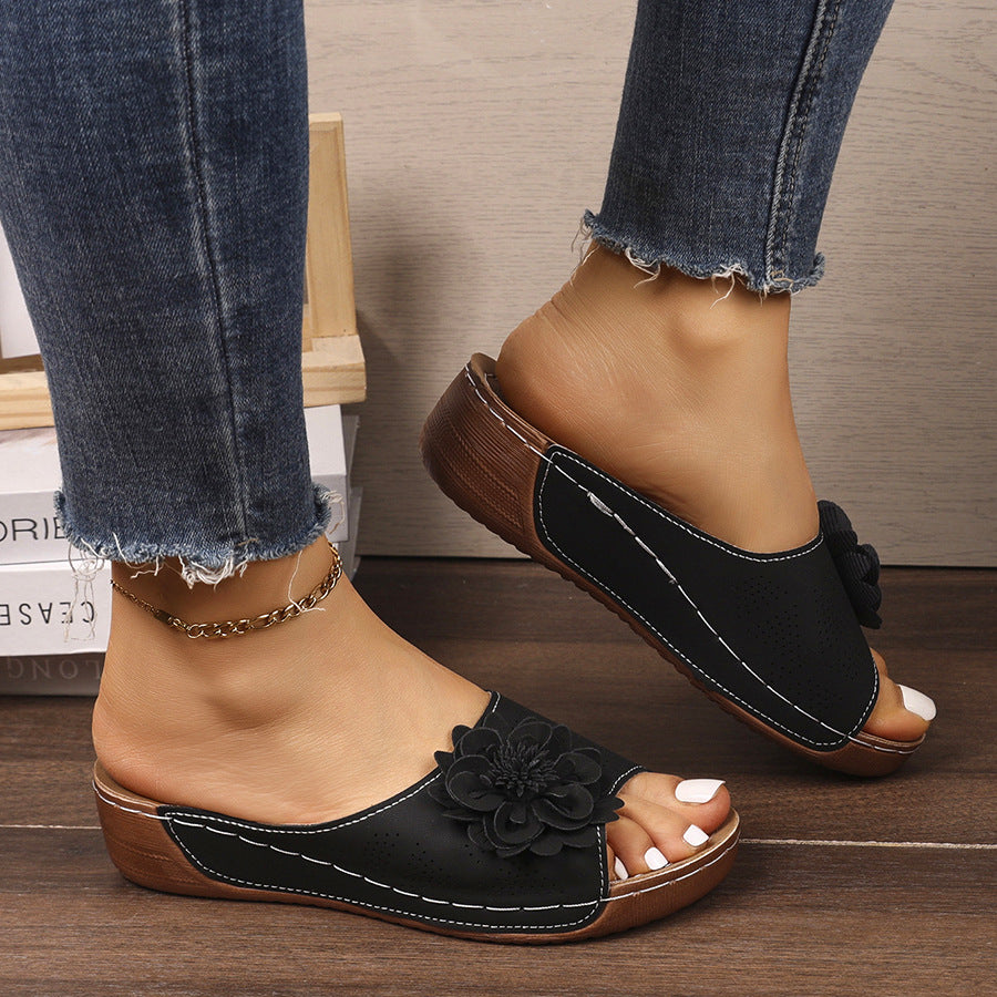 2026 summer new arrival: plus-size platform wedge slides - women's casual floral open-toe slippers, trendy fashion footwear for export