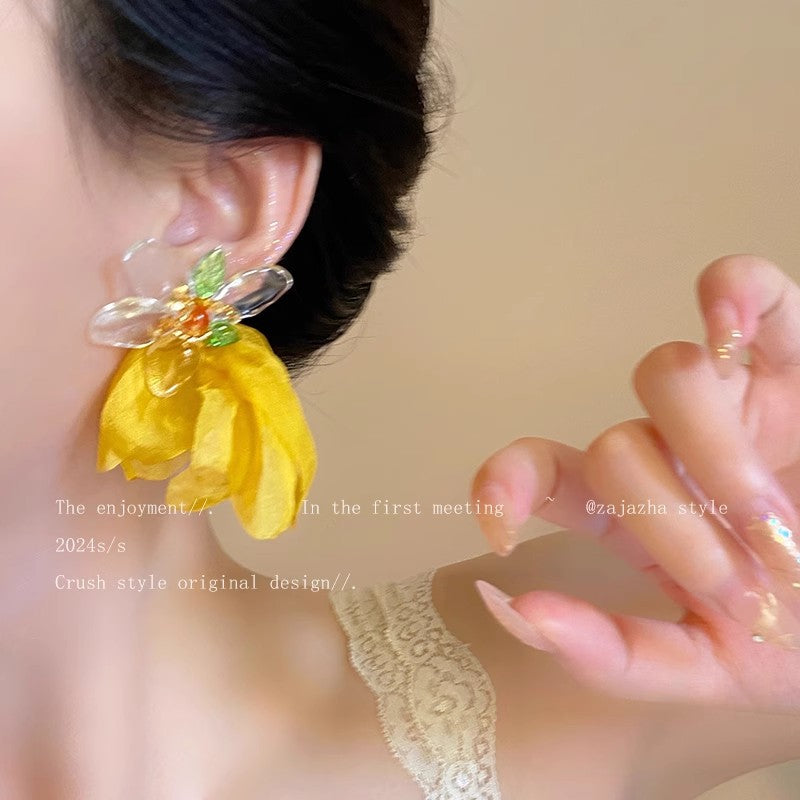 Vacation-style yellow floral fabric earrings for women, beachy colorful face-framing small earrings, statement earrings, unique and eye-catching ear accessories