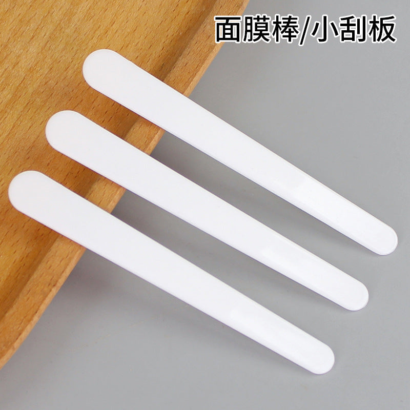 Wholesale factory for cosmetic tools: cream dispensing spatulas, mask applicators, mixing brushes, scrapers, spoons, and small cosmetic scrapers