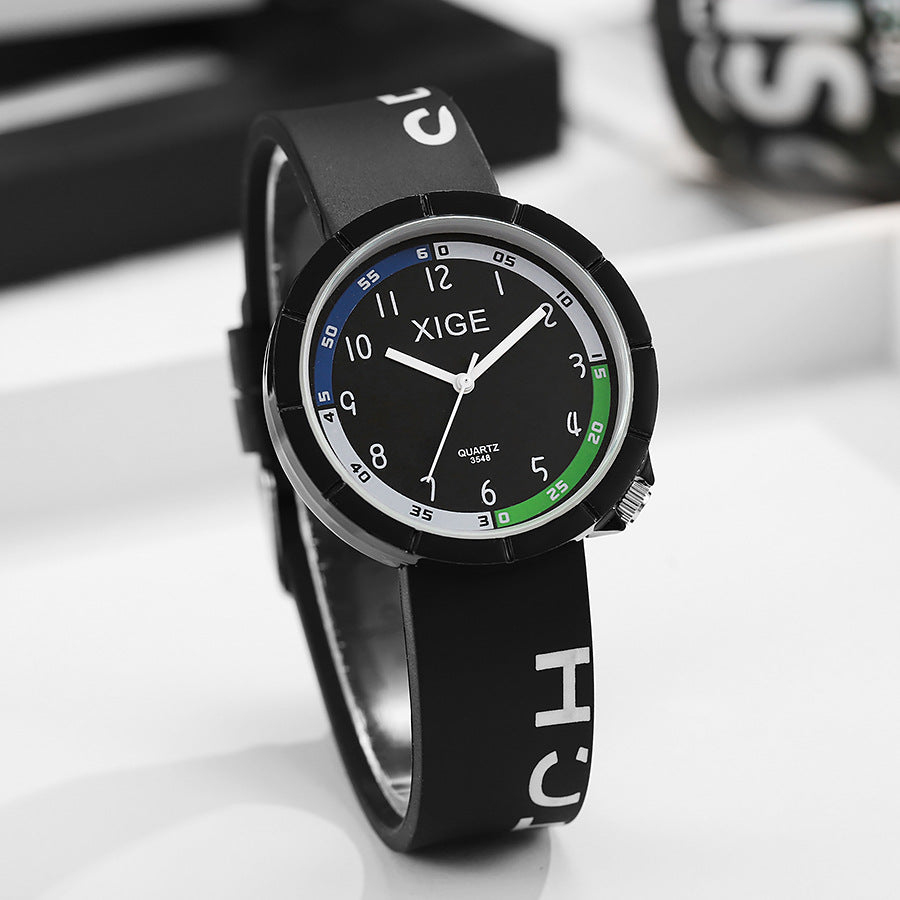New arrivalcutekidswaterproof watch comfortable silicone colorful student boys and girls kids quartz watch wholesale