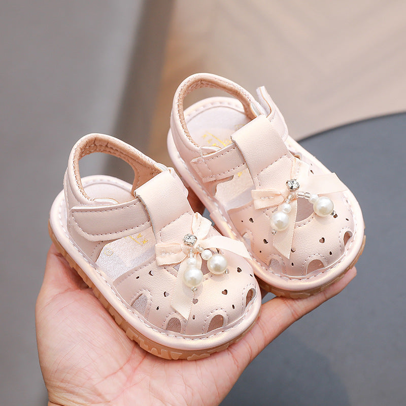 summer new girls' closed-toe sandals, 0-2 years old soft sole baby first walker shoes with bow, baby squeaky shoes