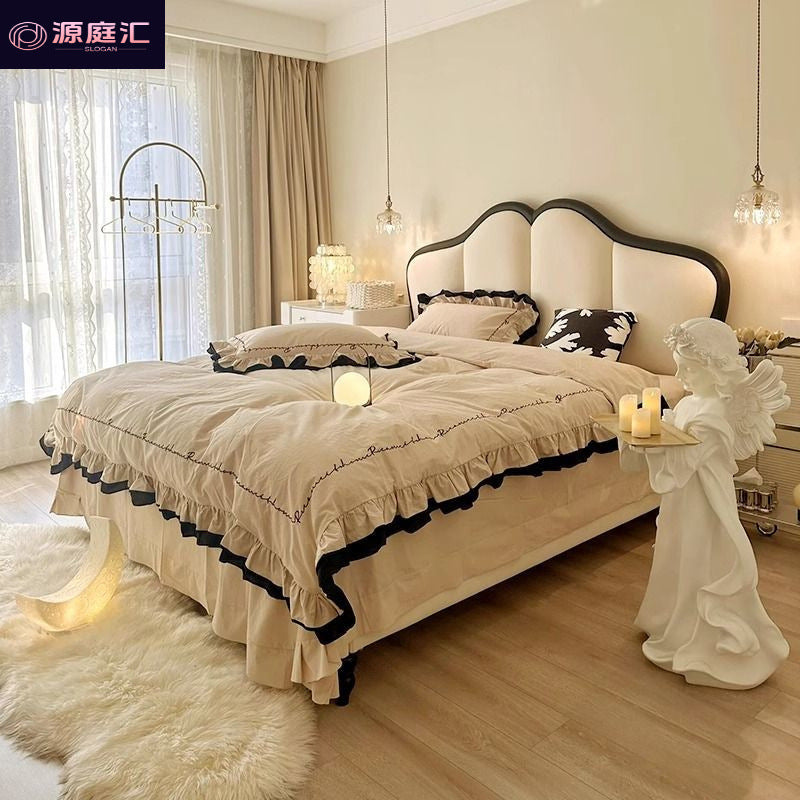 French cream leather princess style minimalist 1.5m wedding bed 1.8m double bed master bedroom light luxury italian retro butterfly bed