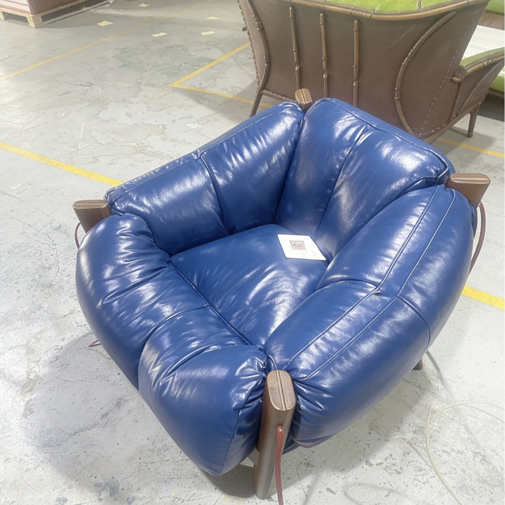 Nordic single sofa chair light luxury retro designer casual chair living room bedroom chair sofa lazy