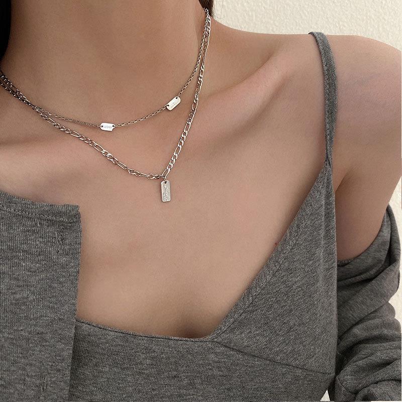 K-styleelegantletter luck necklace for women retrofashionelegance clavicle chain cross-border jewelry trend