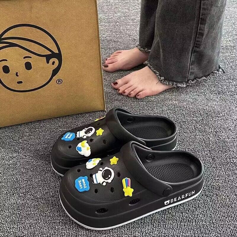 Crocs women's summer 2024 new arrival outwear beach seaside non-slip slippers nurse baotou step on shit sandals