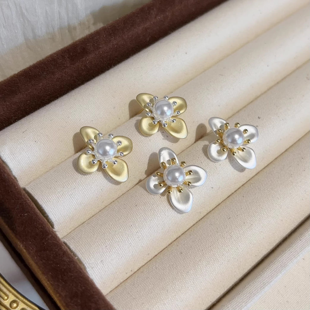 Yellow rhinestone pearl flower stud earrings for women, 2026 new fashion earrings, wholesale summer floral earrings