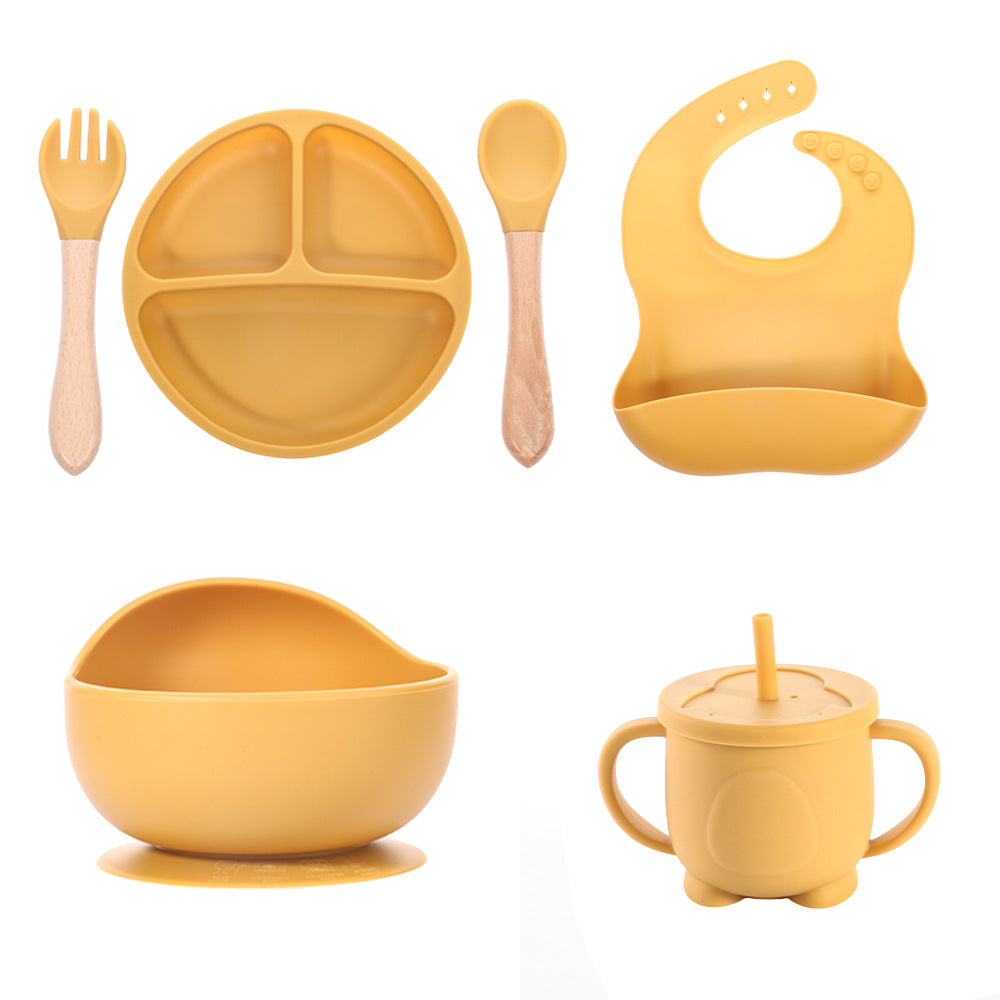 Factory baby silicone binaural straw cup drop resistant high temperature resistant baby drinking cup penguin water cup feeding tableware