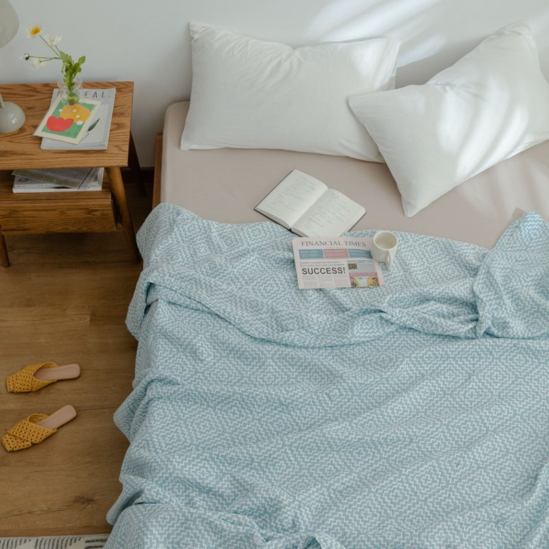 Three-layer gauze quilt adult cotton yarn Xia Liang quilt blanket summer thin towel quilt pure cotton single sheet