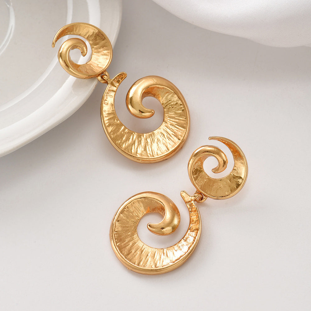 Wholesale spiral earrings: european and american style, unique, statement-making, high-end women's earrings, irregular geometric texture, gold stud earrings