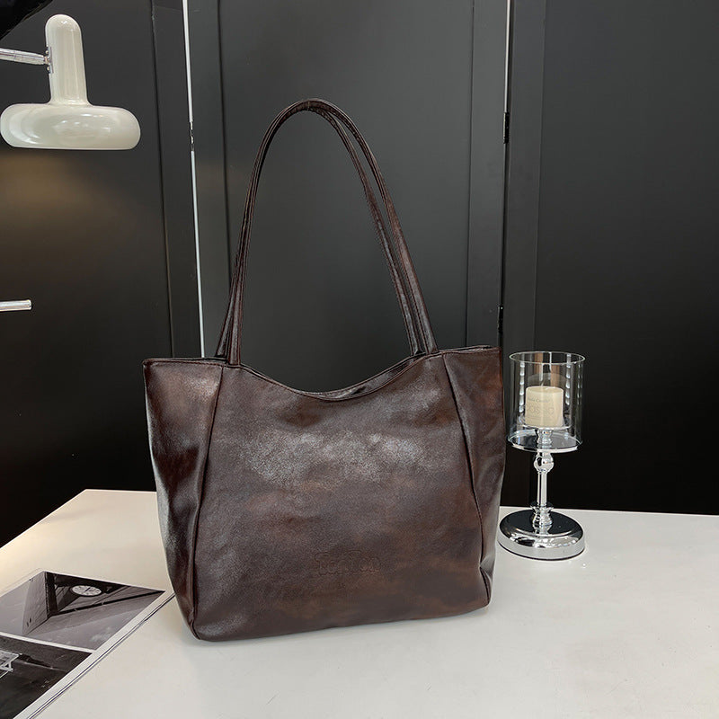 Retro style trend tote bag college students class commute armpit bag 2025 autumn and winter new shoulder portable women's bag