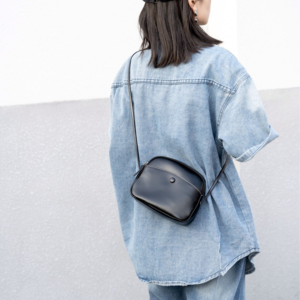 Spring/summer 2025 new women's phone bag: genuine leather soft bag, lightweight casual crossbody bag, fashionable versatile shoulder bag