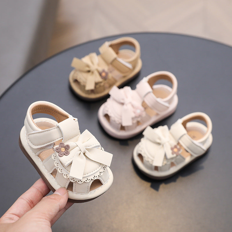 Baby girl's squeaky shoes, summer infant footwear, soft-soled first walking shoes, non-slip girls' princess shoes, leather shoes, 0-1 year old sandals