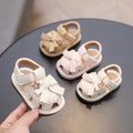 Baby girl's squeaky shoes, summer infant footwear, soft-soled first walking shoes, non-slip girls' princess shoes, leather shoes, 0-1 year old sandals