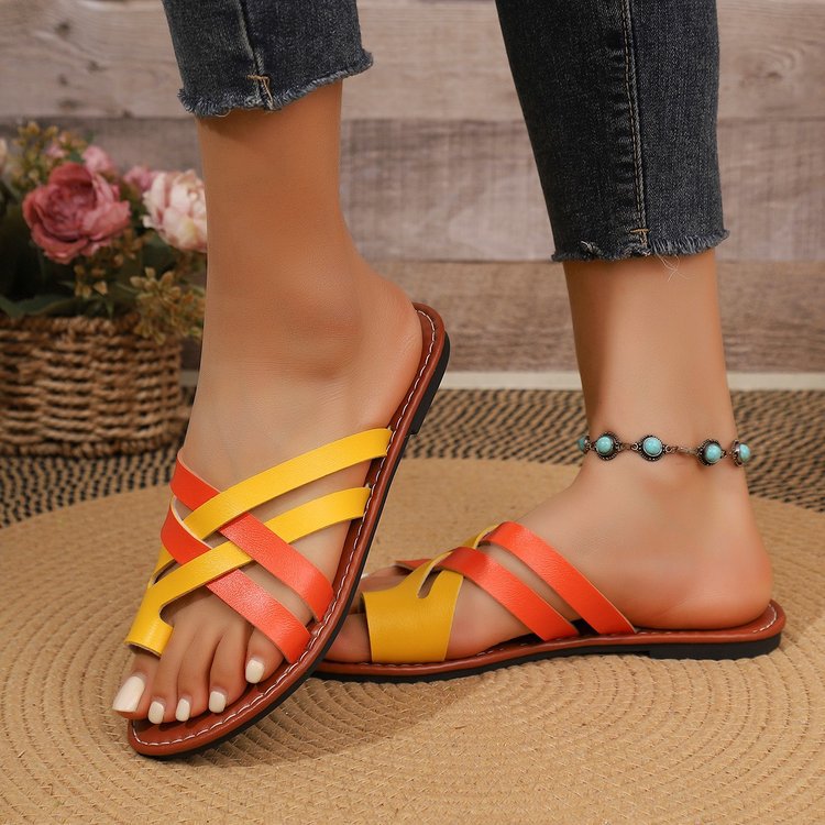 European and american plus size thong sandals - new women's flat, versatile, casual crossover sandals, beach shoes, and flip-flops