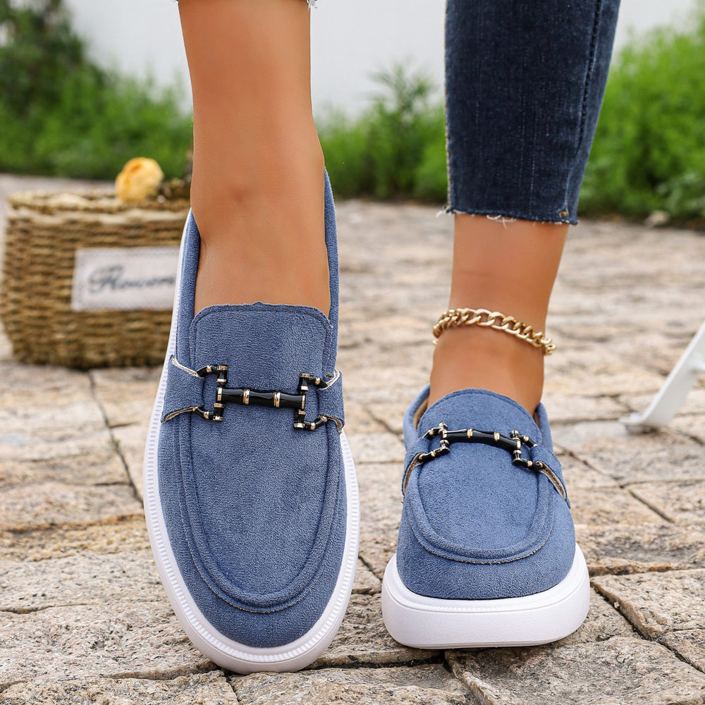 Women's loafers for export: new spring/summer  collection - british style slip-on flats with metal buckle, plus size moccasins