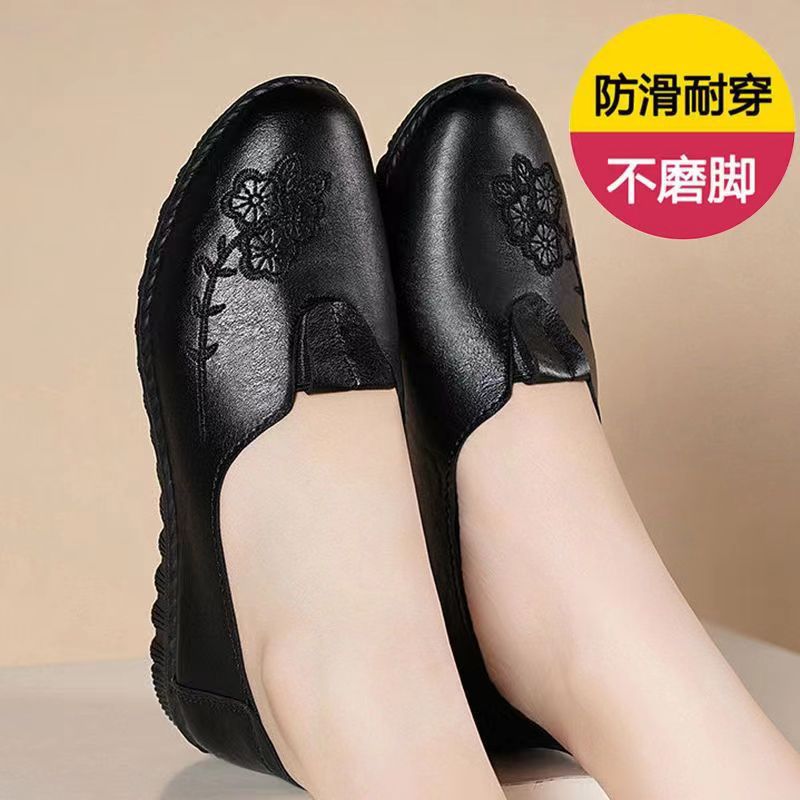 Soft leather soft bottom ladieswear shoes flatsabrasion resistantwaterproofbows work shoes wechat group purchase live broadcast one piece dropshipping