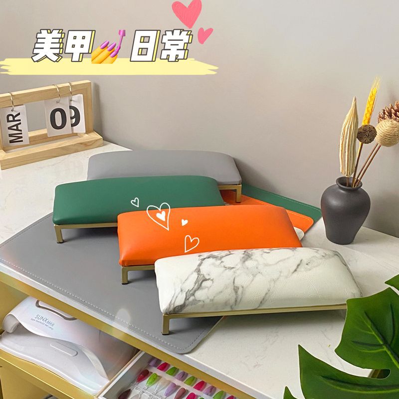 Russian style hand pillow pillowcase manicure bevel combination log set high and low nail salon slope plaidjapanese style