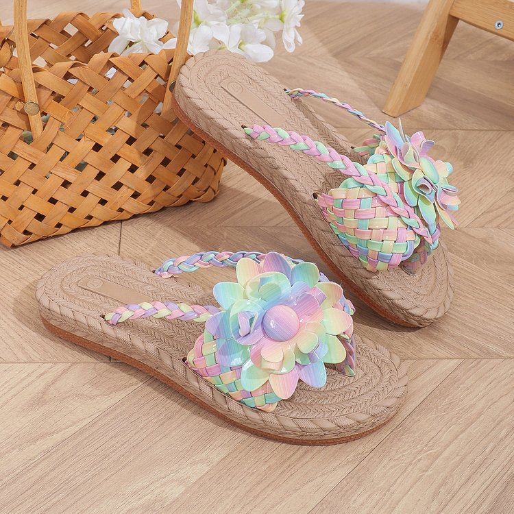 2025 summer new arrival: plus-size women's sandals, beach shoes, woven shoes, minimalist fashion flip-flops and slides for export