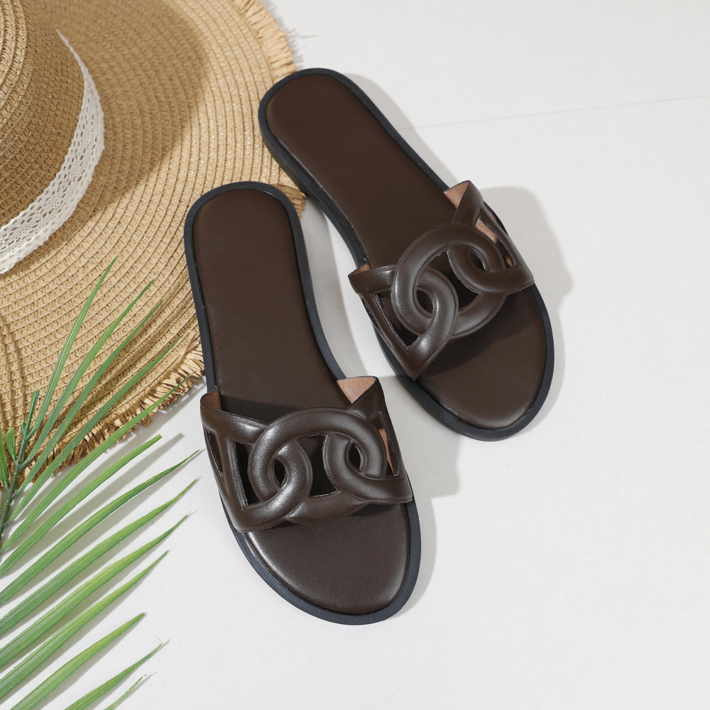 Plus size fashionable fairy style slippers flat bottom beach vacation sandals women's summer outdoor candy color sandals