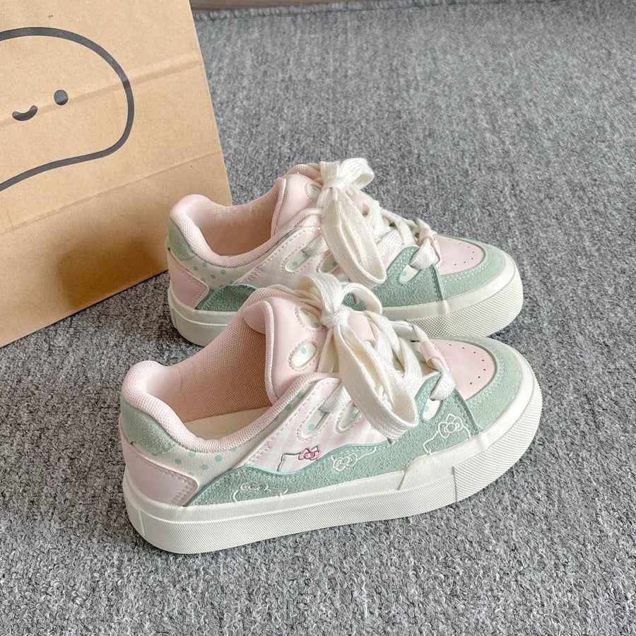 Versatile and unique sneakers: hot-selling platform sneakers for women, new spring/summer 2026 collection, chunky sole white sneakers, casual bread shoes for women