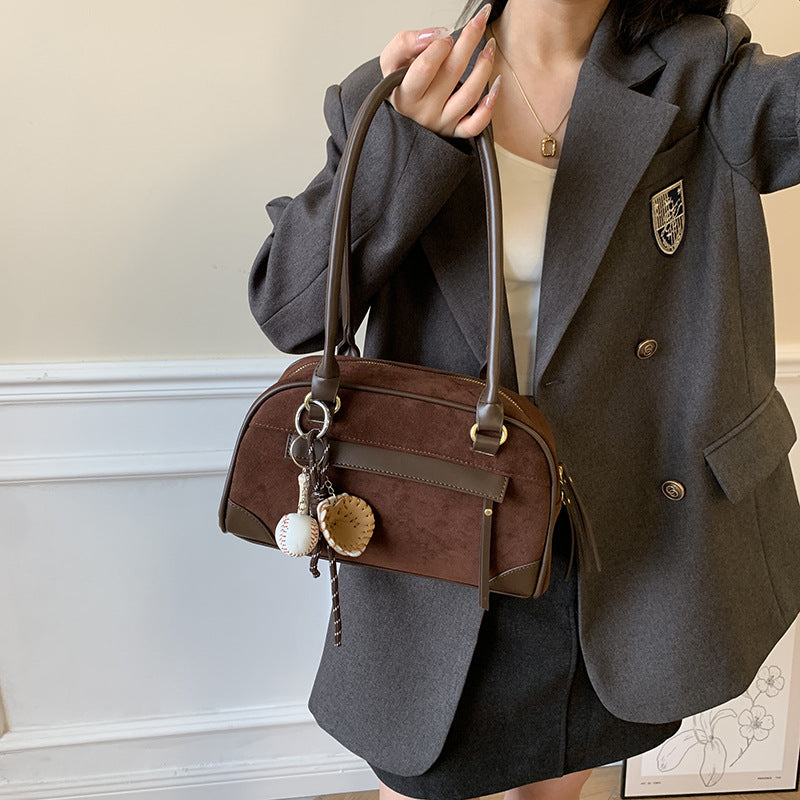 Autumn retro suede portable bowling bag women's 2025 new niche underarm bag large-capacity shoulder bag