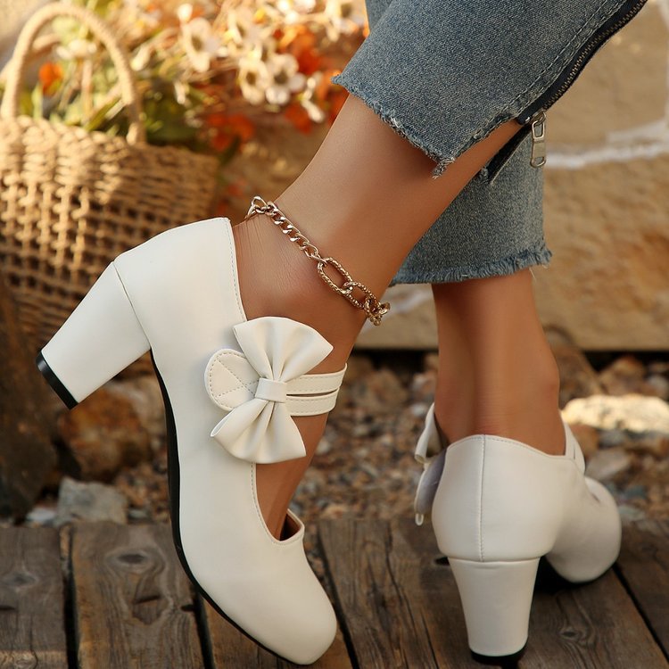 spring/summer new arrivals: plus size chunky heel women's shoes for cross-border e-commerce. sizes 35-42 available. wholesale options available. dropshipping to  and