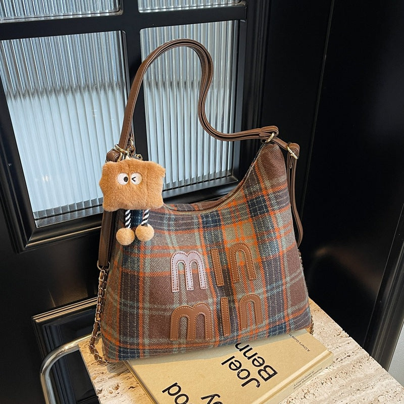 Retro woolen Korean version underarm bag women's bag 2025 new fashion casual chain backpack texture messenger bag