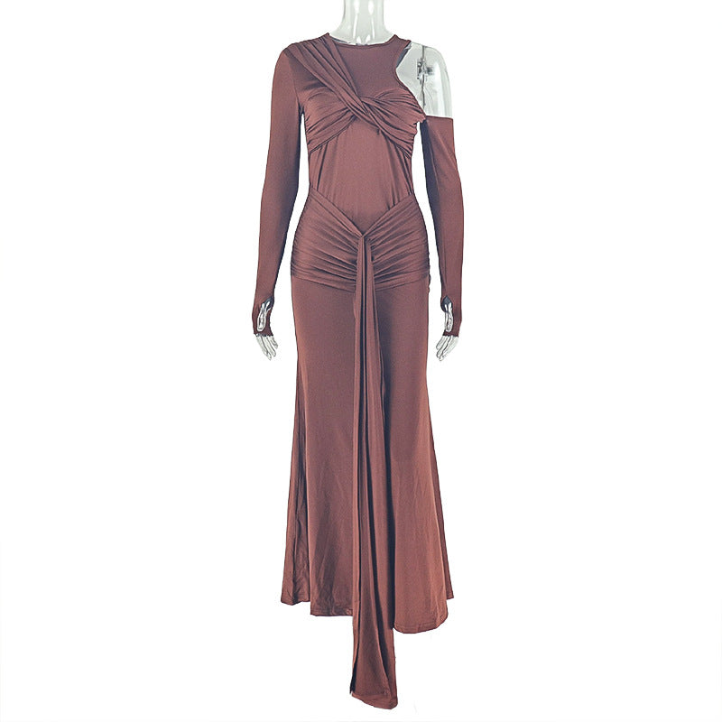 Fashion style cross-border pure color design women's fashion pleated one shoulder bag hip skirt strap cut out round neck long dress