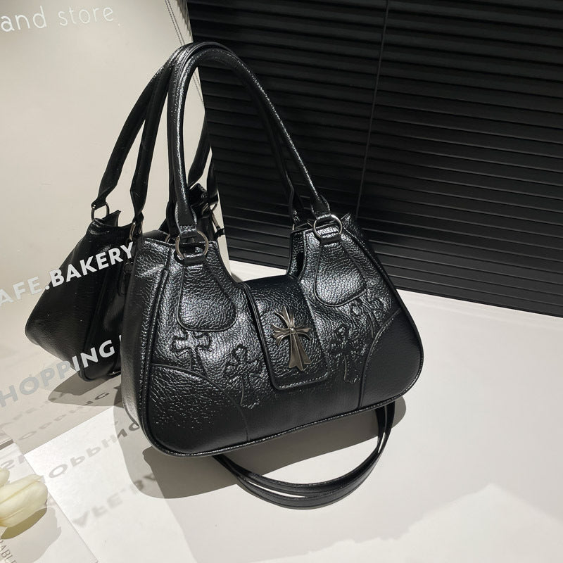 Cross-border popular this year, sweet and cool style underarm bag women's 2025 new versatile niche design shoulder messenger bag