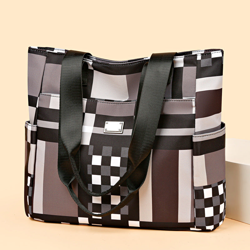 2026 new women's bag large capacity shoulder bag fashionable tote bag color block oxford cloth tote bag mom bag
