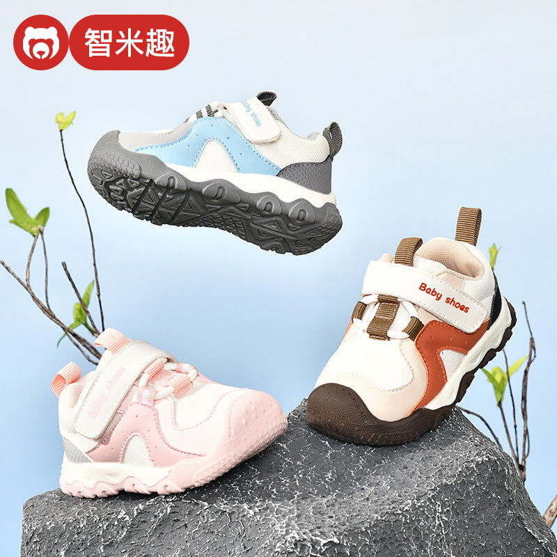 Kids' athletic shoes: new  styles for boys and girls - spring/autumn collection - functional shoes for toddlers and first walkers