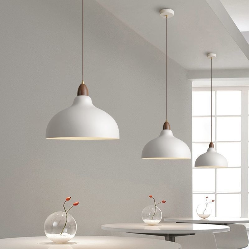 Japanese-style restaurant pendant light, designer retro dining table lamp, minimalist modern art creative homestay solid wood lighting fixture