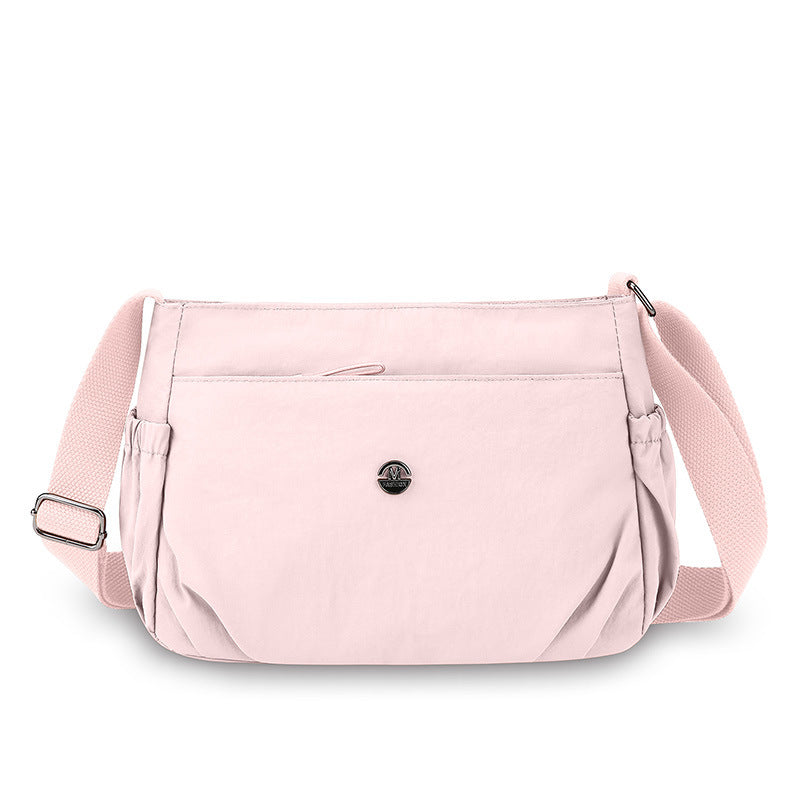 Simple new solid color shoulder bag women's light casual versatile outdoor small square bag fashionable commuter pleated messenger bag