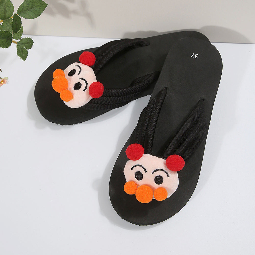 Eva thick-soled flip-flops: cloud-like comfort for outdoor beach vacations, featuring cartoon character designs for matching family sets and cozy lounging at home