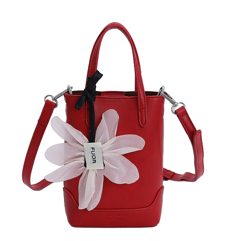 Cross-border high-end niche bag women's 2025 summer new exquisite flower mobile phone bag portable shoulder messenger bag