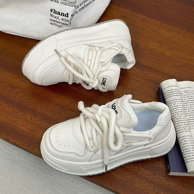 Niche stylecasual sneakers for women 2026new arrivalspringthick solejapanese style white shoespreppy style breathable sneakers
