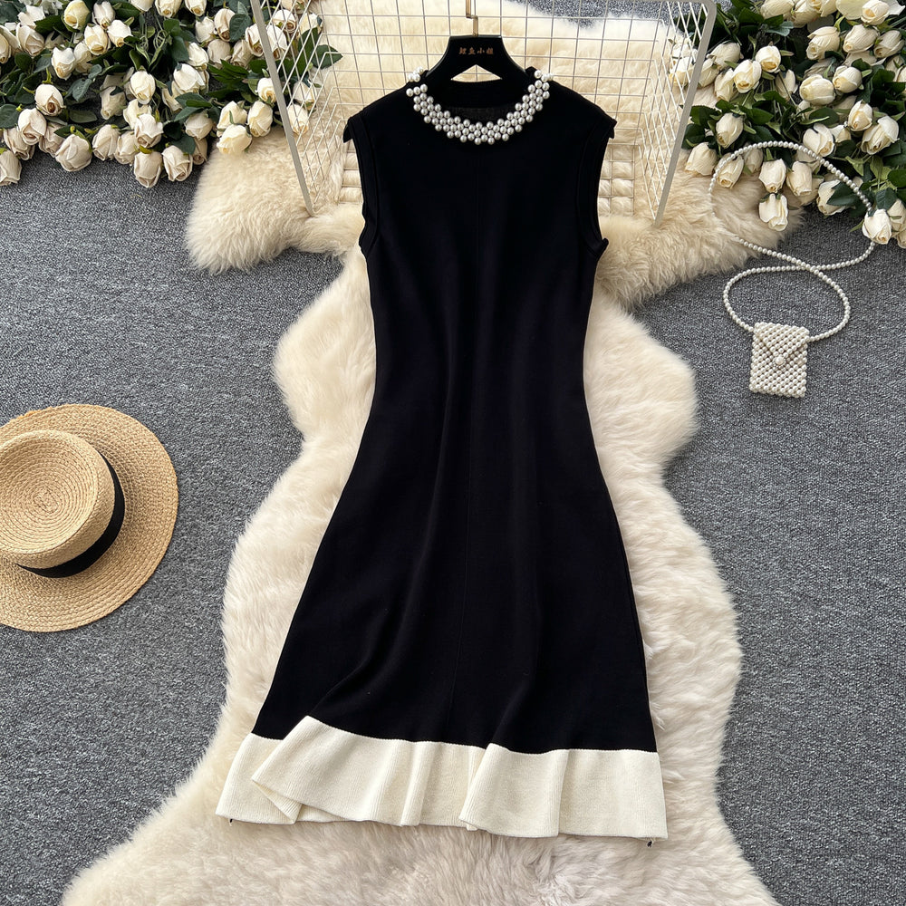 Summer chic: beaded, sleeveless, slim-fit knit dress - french style color block sweater dress for women