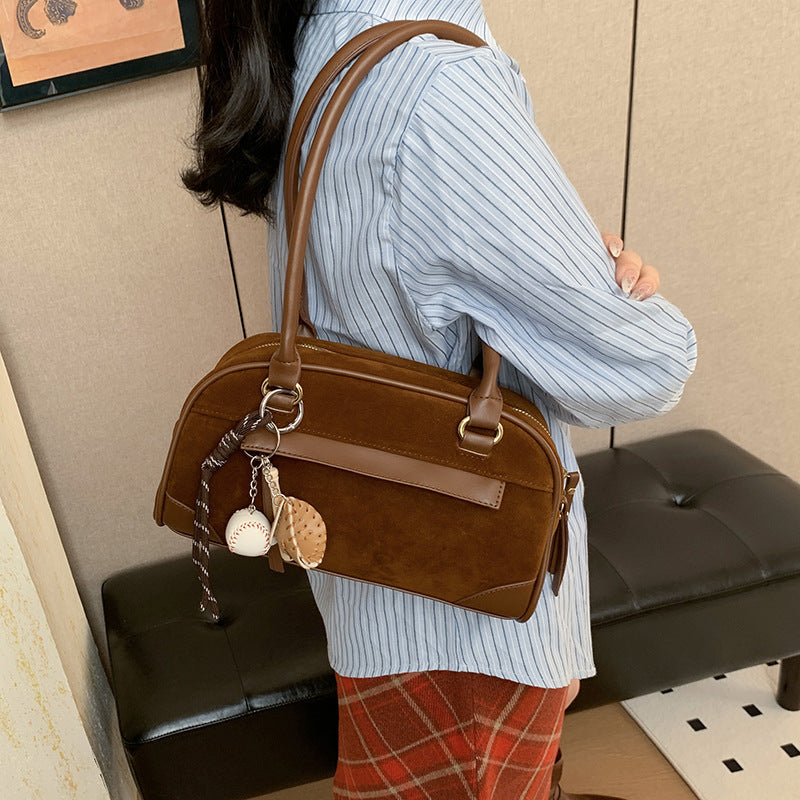 Autumn retro suede portable bowling bag women's 2025 new niche underarm bag large-capacity shoulder bag