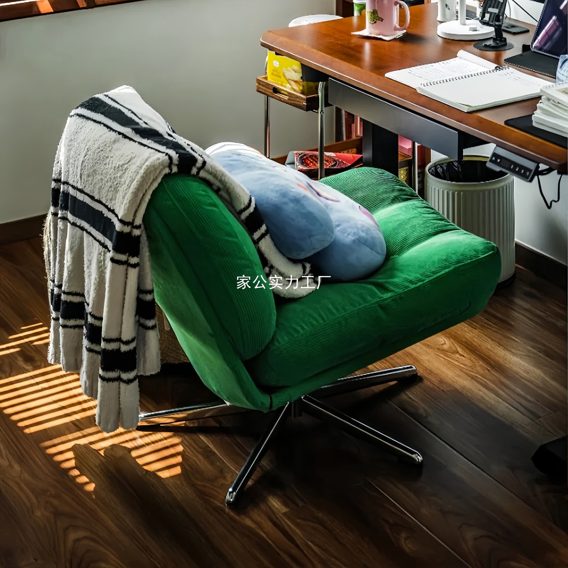 Bauhaus modern simple living room single lazy sofa rotatable small apartment bedroom balcony lunch lounge chair