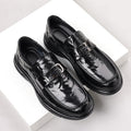 Leather shoes for men, business casual formal wear, live broadcast, hand-grabbed pattern, british style lazy slip-on, wedding loafers, bean shoes