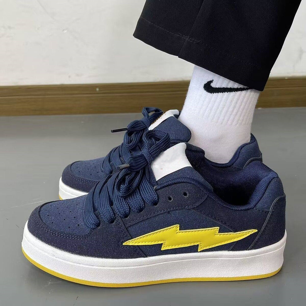 Women's chunky platform sneakers, new niche couple shoes, athletic casual skate shoes, men's versatile student retro german army trainers, white sneakers