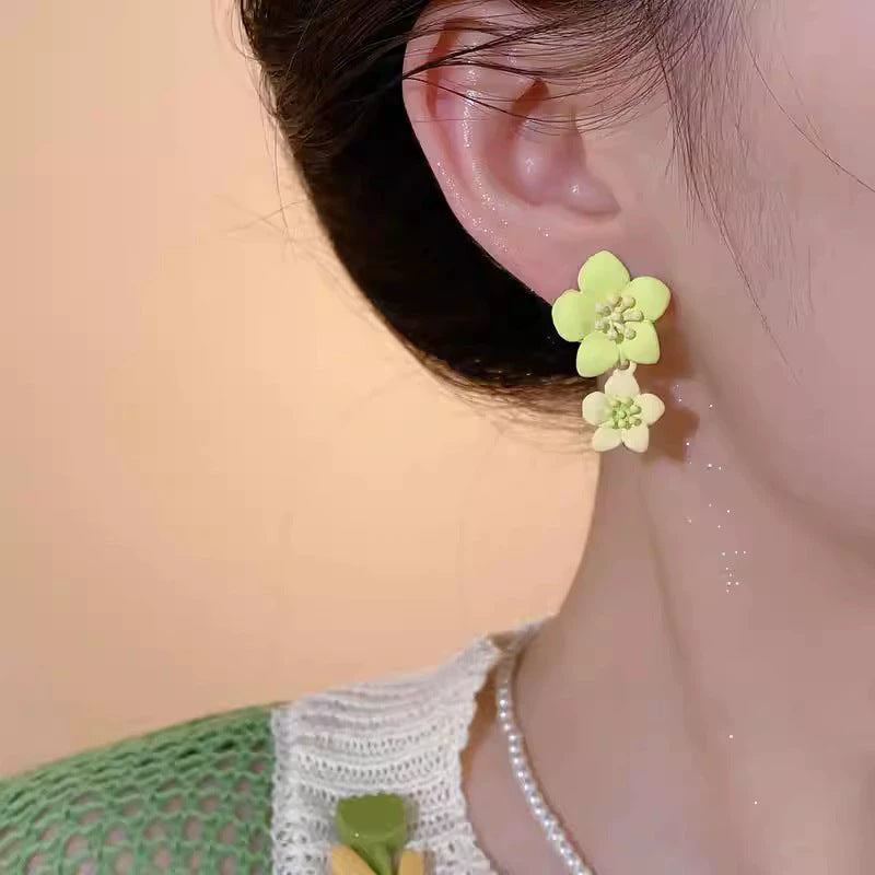 Zhao lusi's same style earrings green flower earrings earrings earrings 2026 spring and summer new arrival small fresh jewelry for women