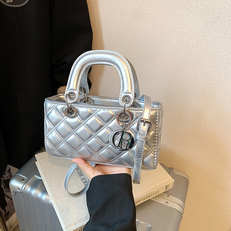 Cross-border high-end diamond Princess Diana bag women's 2025 summer new temperament simple shoulder bag trendy versatile women's bag