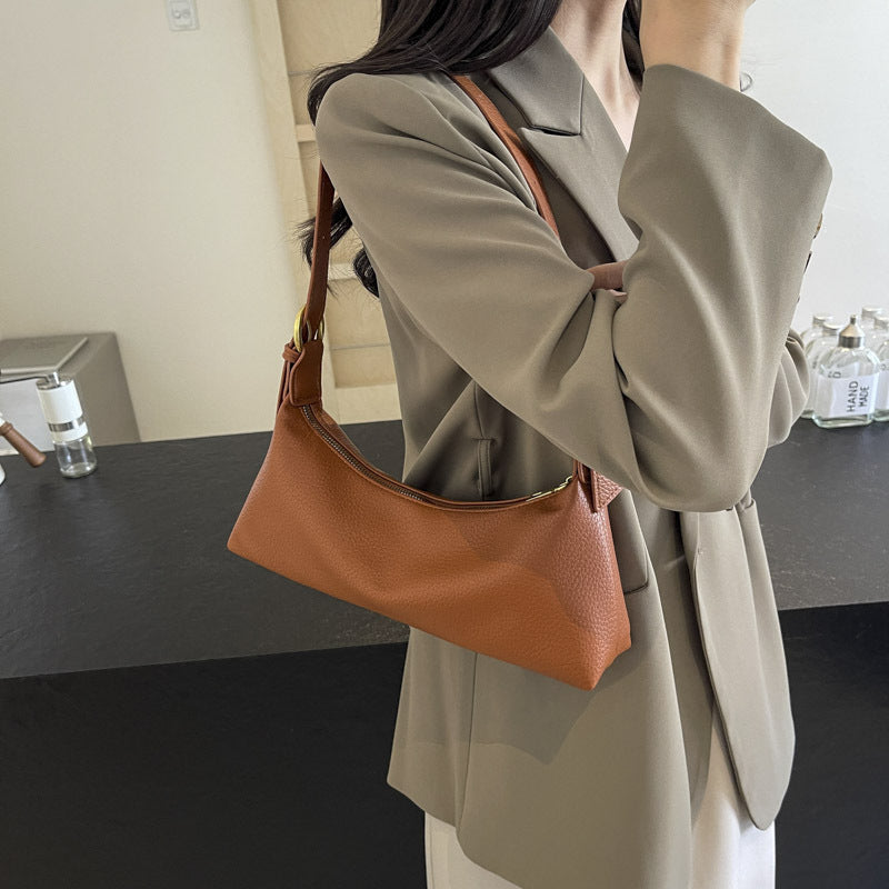 Retro niche design bag women's autumn and winter 2025 new trendy fashion shoulder underarm bag soft leather texture messenger bag